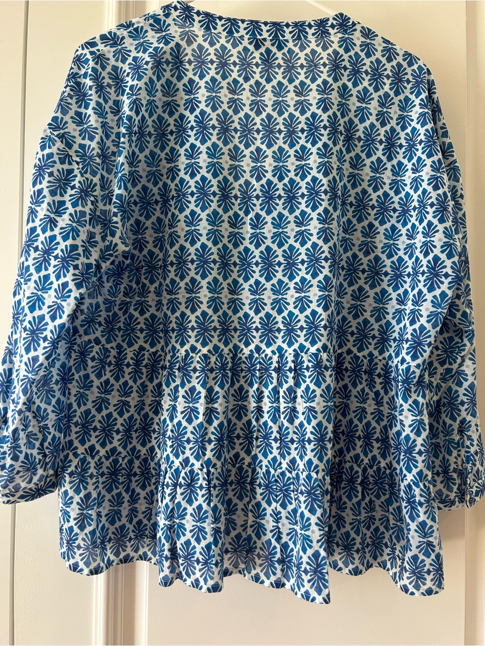 Vineyard Vines Blue Floral Peasant Tunic - Picture 2 of 4
